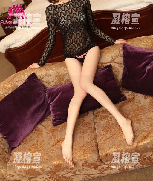 3Agirl女郎-贝贝 3Agirl女郎 - 难以置信!贝贝的修女写真,下载后你能hold住吗?