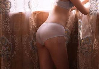GIRLT果团网 - 众人皆醉,我独醒——裴希西的泳池更新图,满满都是想象空间!