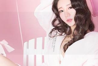 GIRLT果团网 - 最新的陈雅漫职业装原图,给我一种“想去办公室转悠”的奇怪冲动