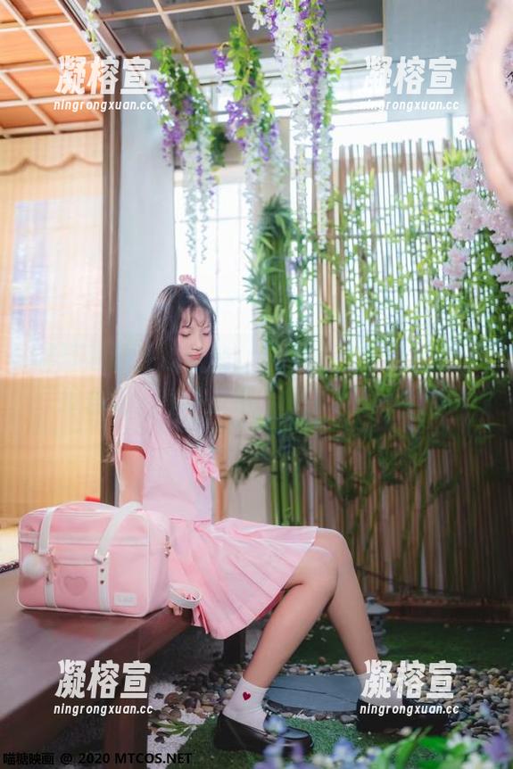 MTYH喵糖映画 喵糖映画全新合集:红色系死库水,这个组合让人挪不开眼,快来下载一份!