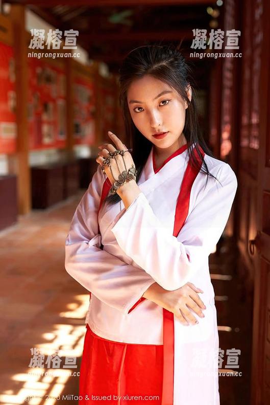 MiiTao蜜桃社 - 陆萱萱Cecilia的作品大合集——她的姐姐会请你喝奶茶吗？