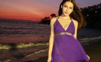 MyGirl美媛馆 - 这组子纯儿Annie的泳池图片,让我想起小鱼儿在水里翻腾…