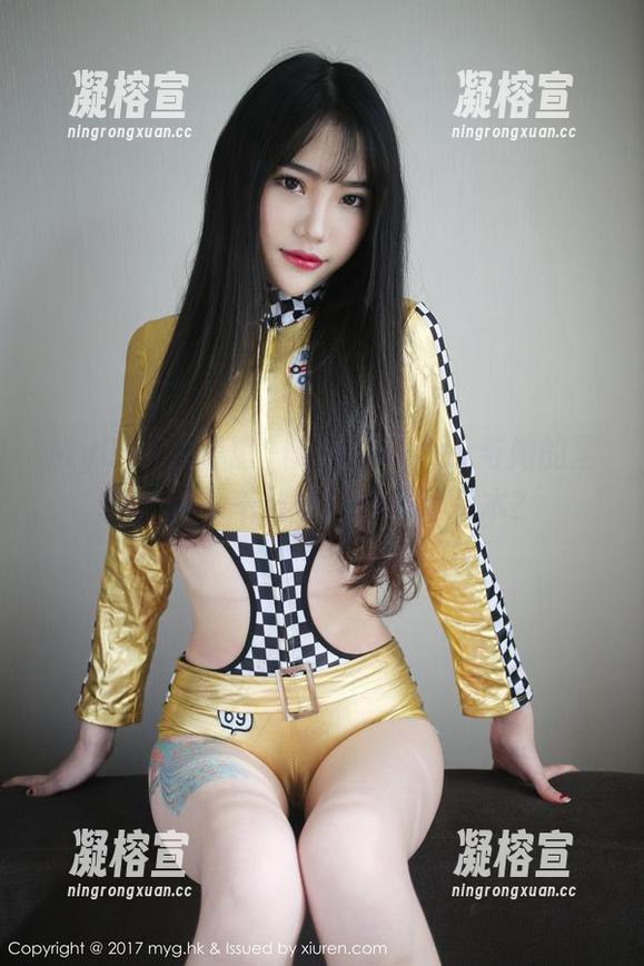MyGirl美媛馆 - 赵小米Kitty与她的居家图集：千与千寻的客厅版本？