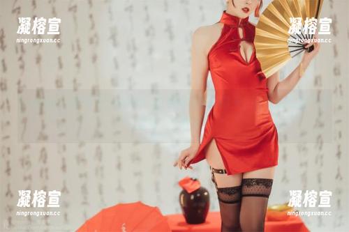 Natsuko夏夏子JK套图：彷佛回到那年夏天，轻松愉快的“课堂外”大冒险！
