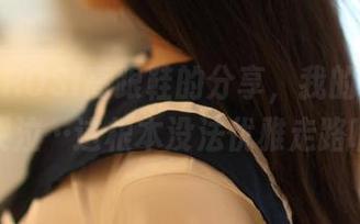 每次看ROSI高跟鞋的分享，我的脚心都在哭泣…这根本没法优雅走路啊！