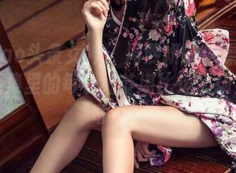 TouTiao头条女神 - 周熙妍的体操服:最新作品集里的每个细节堪比运动场上的小奇迹。