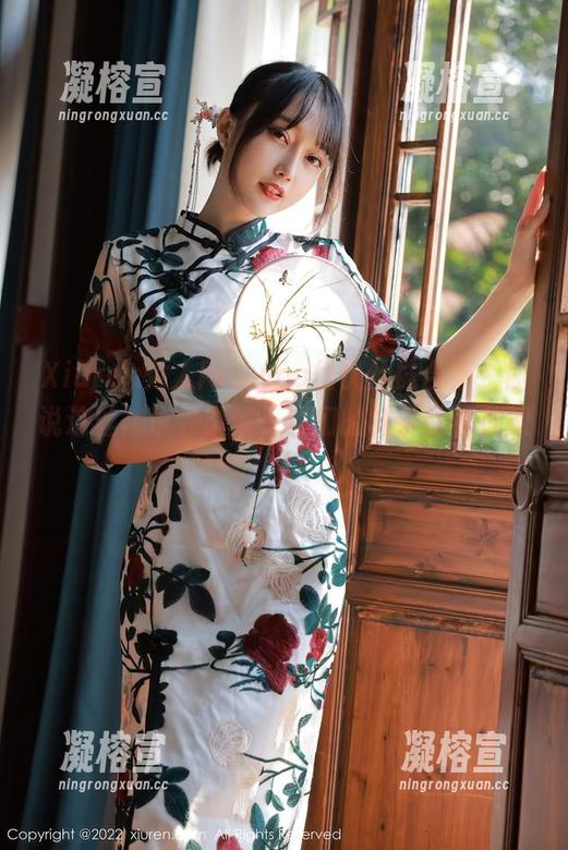 Xiuren秀人网-yoo优优 Xiuren秀人网 - yoo优优丝袜合集:你说这丝袜也会说话,它们的样子就像在撩人