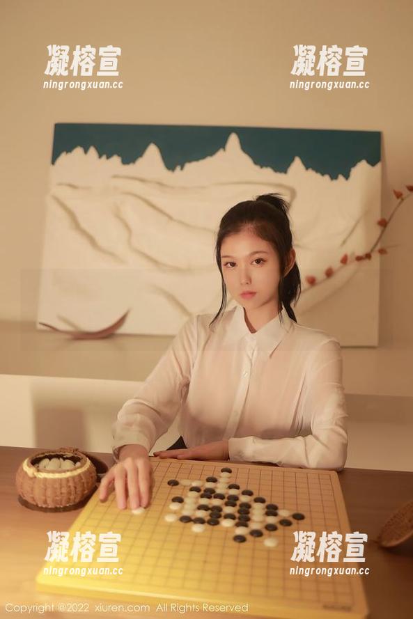 Xiuren秀人网-周慕汐fairy Xiuren秀人网 - 噢天,这套图里周慕汐fairy的礼服太抢眼,走路都带风了。