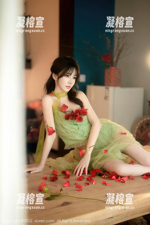 Xiuren秀人网-娜娜子呀 Xiuren秀人网 - 娜娜子呀的兔女郎私拍:看完这组图片,发现我也很想买个兔耳朵,太可爱了吧!