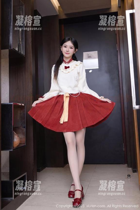 Xiuren秀人网-黄可Christine Xiuren秀人网 - 看黄可Christine的新美图,我随手一滑,天使不如我!