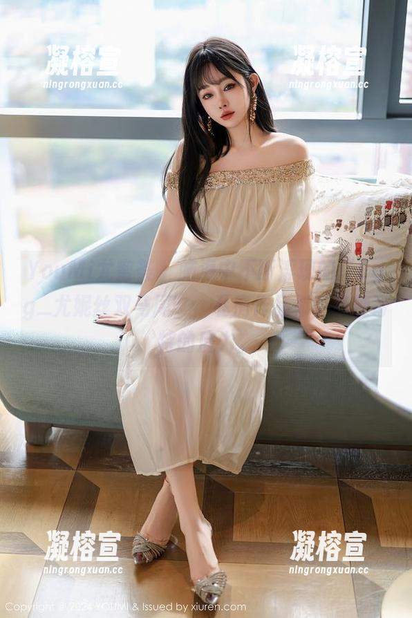 YouMi尤蜜荟-Egg_尤妮丝 YouMi尤蜜荟 - 脑海中不断浮现的“Egg_尤妮丝双马尾”,私房作品似乎有种奇特的魔力。