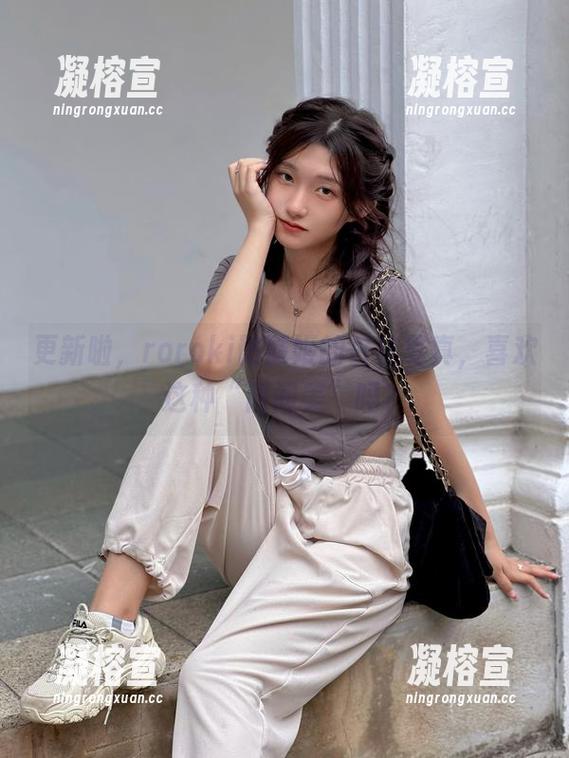更新啦，roroki骷髅姬的白丝写真，喜欢这种“阴间美”吗？
