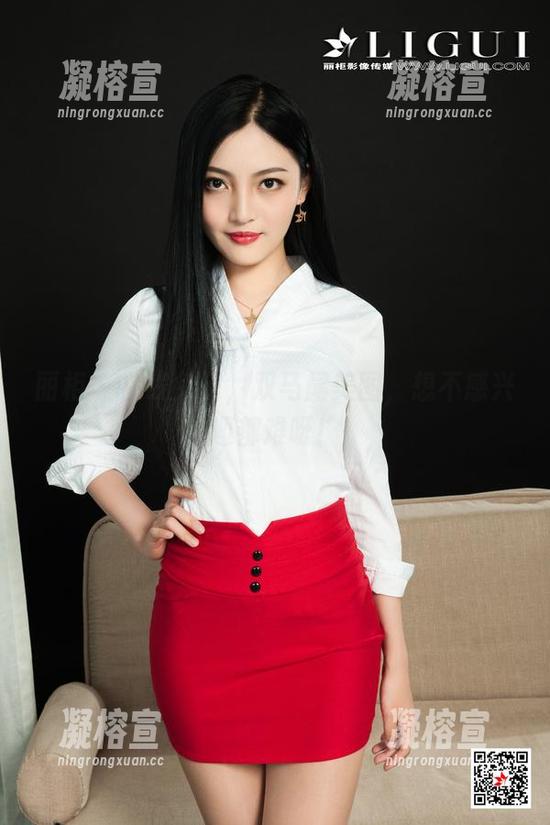 丽柜 - 在线兔子，双马尾美图，想不感兴趣都难呀！