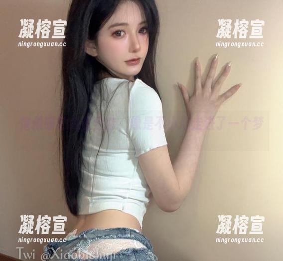 倦倦喵的内衣全套，像是不小心走进了一个梦。