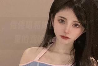 “又来了,倦倦喵和她的眼镜游戏”——作品里的戏谑感满满的。