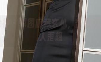 克拉女神 - 原图暗藏玄机,盈盈双马尾引人歪想