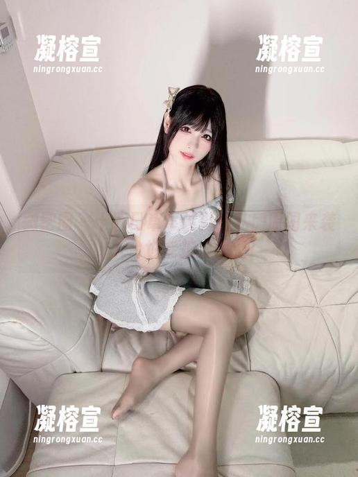 微密圈 - 十万口草莓粥粥晒私房原图来袭，天台也能拍出星空！