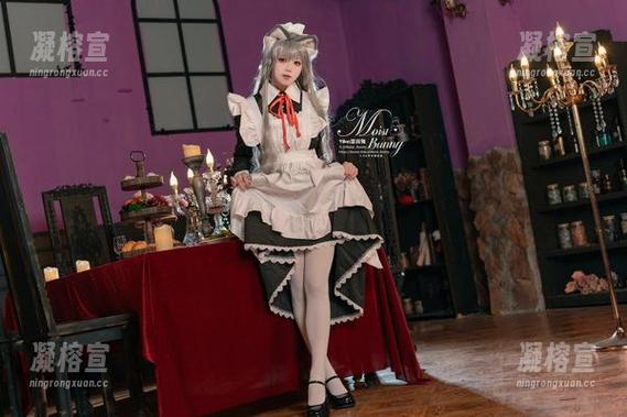 咬一口兔娘 咬一口兔娘的全集写真,沉浸在碧蓝的航线中…好像洒了一点海水呢?
