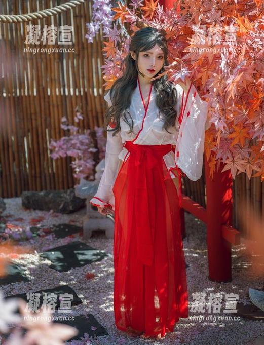 夏小秋秋秋的地下拳击：全集写真，又爱又恨的角斗场景
