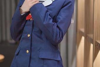 分享一下大大卷卷小卷的原图,奶牛形象不算经典,但挺有趣