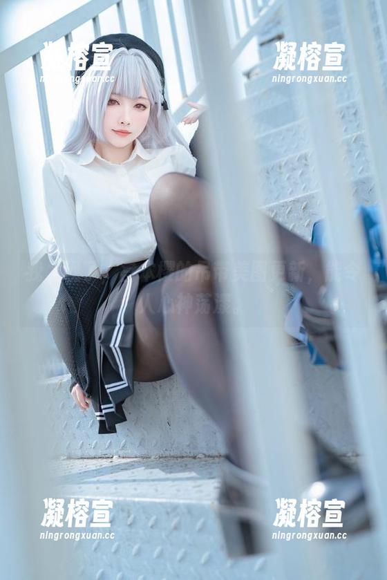 宫本樱 我发现了,宫本樱的吊带美图更新,能令人心神荡漾。