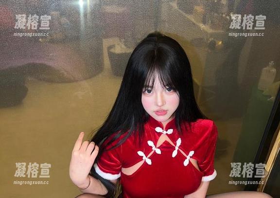 微密圈 - 疯狂的双人CP——小u优优子的写真集分享，来看点不一样的！