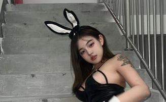 微密圈 - 小优优子私拍:车内豹纹的动物园探险,带你体验两种“野性”的碰撞!