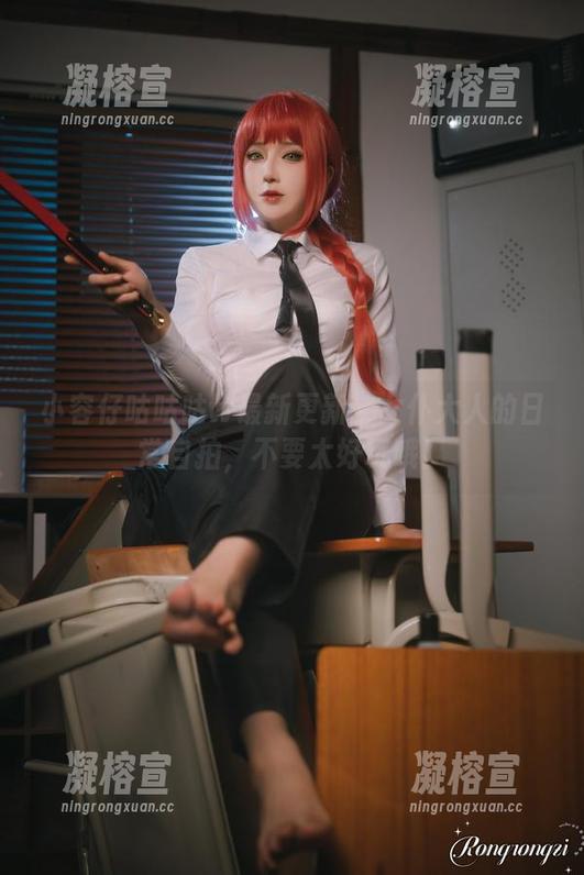 小容仔咕咕咕w 小容仔咕咕咕w最新更新:女仆大人的日常自拍,不要太好玩哦!