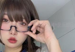小泉学姐吖默默赠送,cos+自拍=快乐的日子!