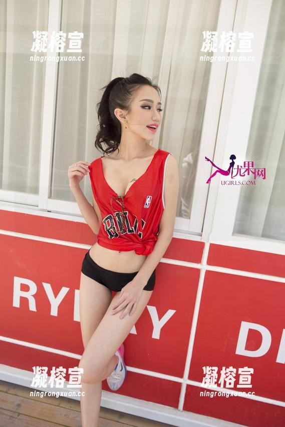 尤果网-仙妮 尤果网 - 浴缸里的仙妮,定制写真:这温泉能撒娇吗?