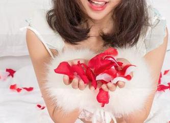 尤果网 - 幽幽的婚纱:含含作品,像一首打磨得很细的歌。