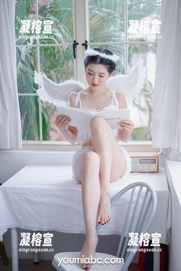尤蜜荟 - 浴室与合法萝莉——私房图片背后的趣事