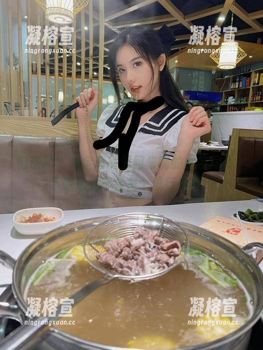 就是阿朱啊 微密圈 - 这全套就是阿朱啊的女友写真,下载后会不会是个流行趋势?