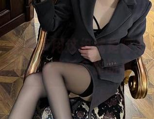微密圈 - 免费享用这组就是阿朱啊连体衣写真,推荐适合你的那一款