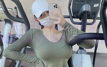 微密圈 - 左公子666海边写真集：原图里的威风凛凛和后面默默捡崩的我！