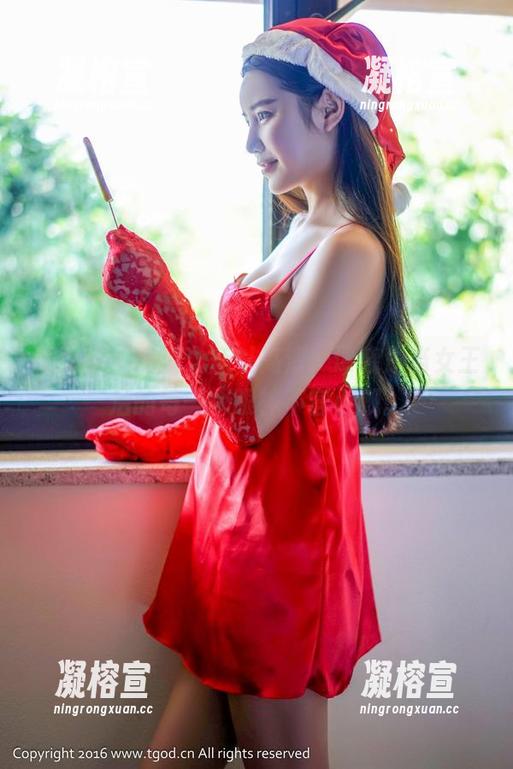 推女神-谭晓彤 推女神 - 高清之所以高清,谭晓彤当女王后的每一个眼神不容小觑。