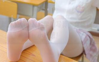 看了森萝财团的免费灰丝学妹写真,保证你秒懂什么叫小巧思!
