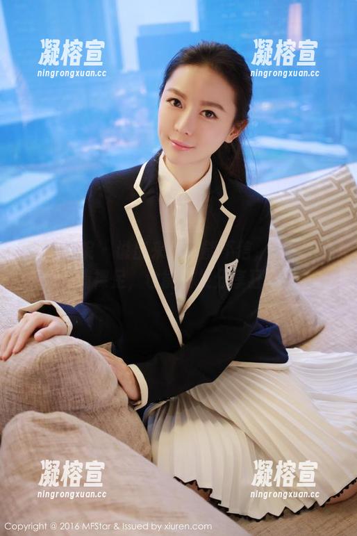 模范学院-婠婠么 模范学院 - 说出来你可能不信,婠婠么的高清裸足,也能引发分享狂潮!