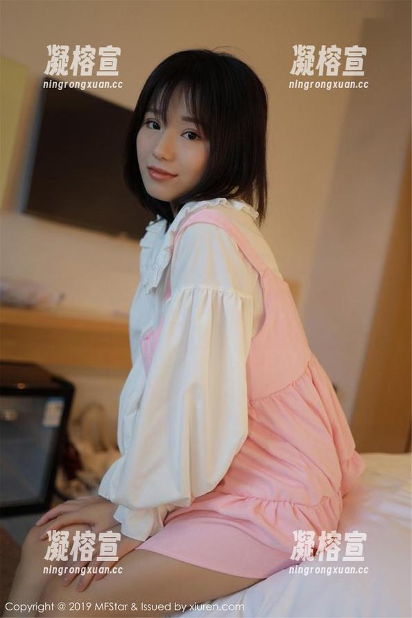 模范学院 - 无圣光的日常，柳侑绮Sevenbaby美脚原图，惹人一阵神往