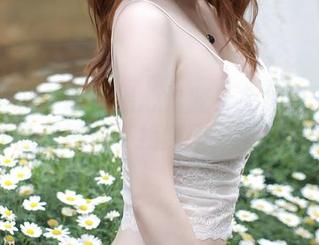 模范学院 - 啥?温心怡变身兔女郎了?图片作品里她似乎找到了一条新法宝。