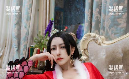 樱晚gigi 樱晚gigi黑丝写真,前方高能,资源请备好!