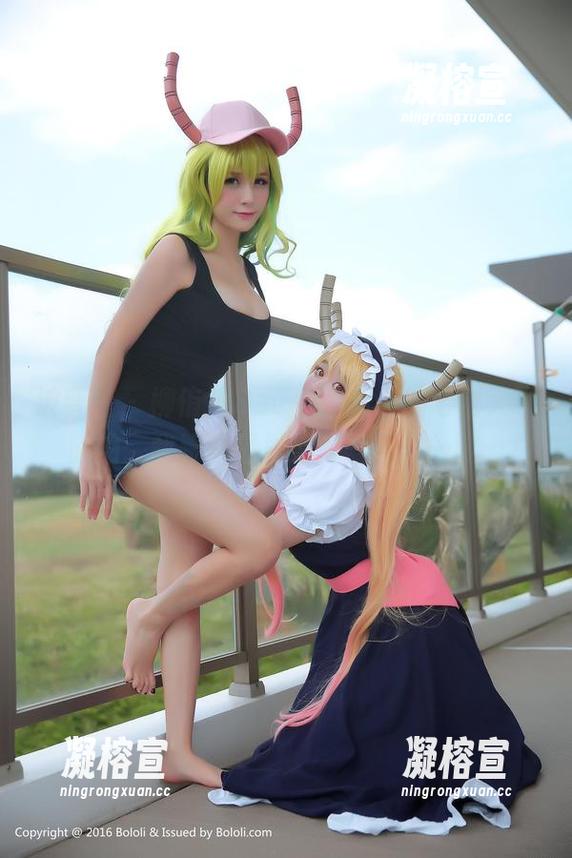 波萝社 - 柳侑绮Sevenbaby的七宝大理旅拍：我跟原图里那片蓝天有一腿…