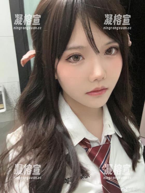 更新图片啦！洛可ss的小红帽，不再是童话里的小女孩，而是个可爱的皮克斯角色？！