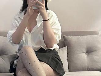 微密圈 - 温柔图册:跟着玫桃泡芙,游荡在柔软的边缘