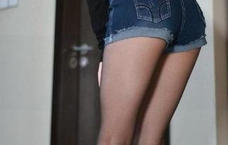 微密圈 - 一同欣赏白龙猫女的运动系列:套图里的微妙变化与无声的诉说