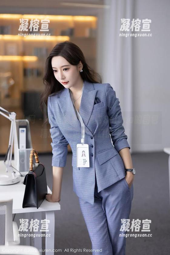 秀人网 - 在浴室里，娜露Selena的图包精选有着说不出口的细腻