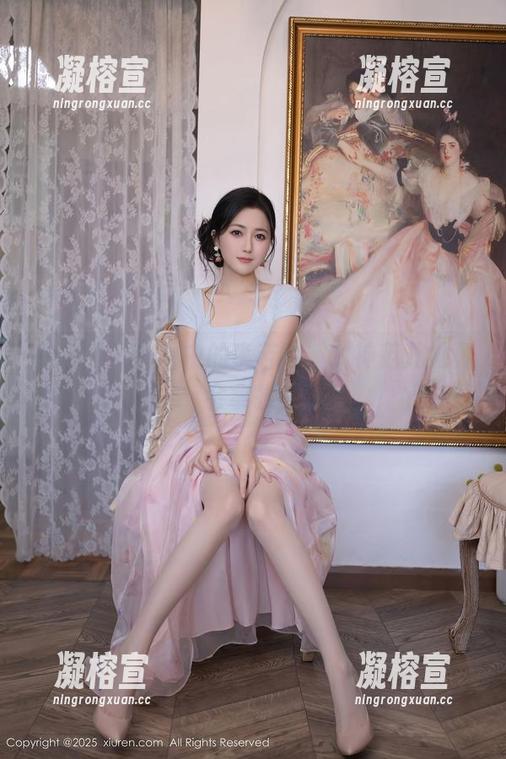 秀人网-李若汐 秀人网 - 美图中的李若汐,女神范儿她真会拿捏。