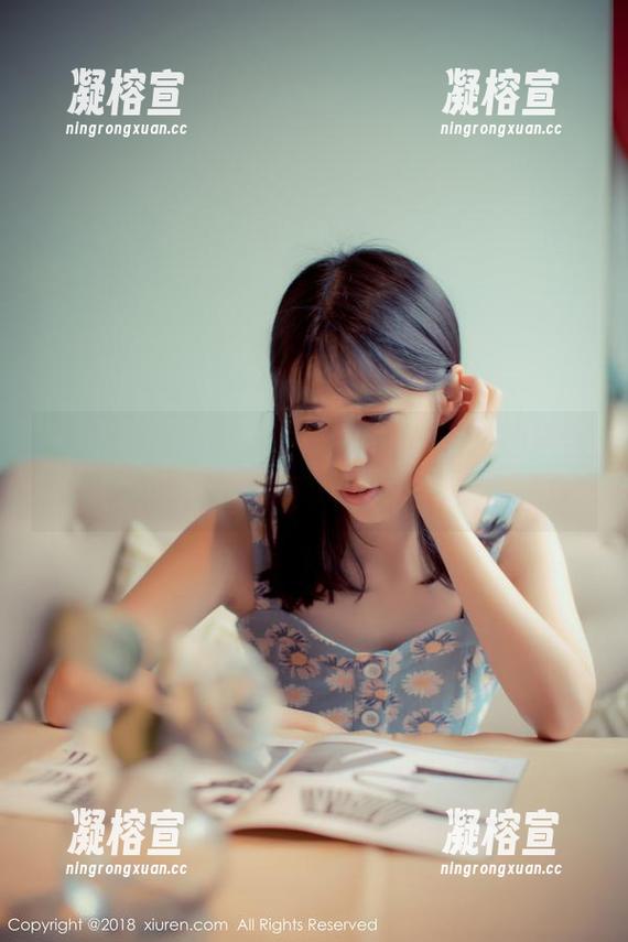 秀人网-灿宝 秀人网 - 图集、棉袜和灿宝,三者的结合实在太不可思议了。