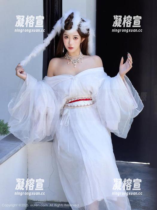 秀人网-黄歆苑 秀人网 - 直击灵魂,黄歆苑的美脚全集原图,脚趾头都在闪光!