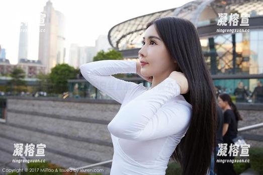 蜜桃社 - 私房里的白丝直播，顾乔楠不愧是时刻刷屏。
